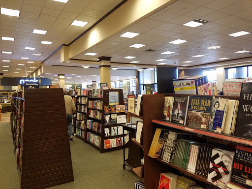Book Store «Barnes & Noble», reviews and photos, 4801 Concord Pike, Wilmington, DE 19803, USA