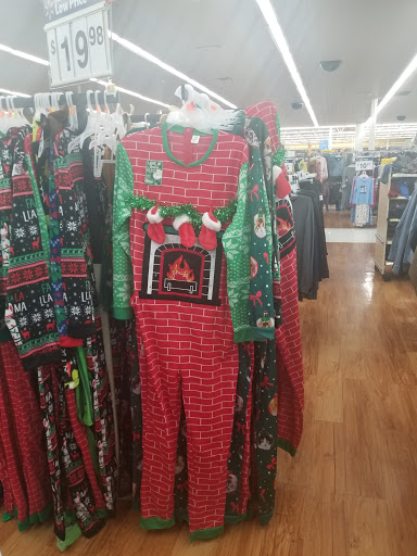 Department Store «Walmart Supercenter», reviews and photos, 1575 Coshocton Ave, Mt Vernon, OH 43050, USA