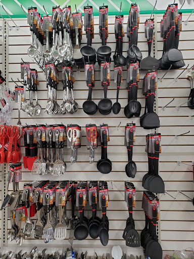 Dollar Store «Dollar Tree», reviews and photos, 528 North Ave, Glendale Heights, IL 60139, USA