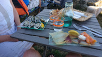 Plats et boissons du Restaurant de fruits de mer les huitres d' Evariste à Locmariaquer - n°6