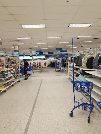 Clothing Store «Ross Dress for Less», reviews and photos, 4646 S Cooper St, Arlington, TX 76017, USA