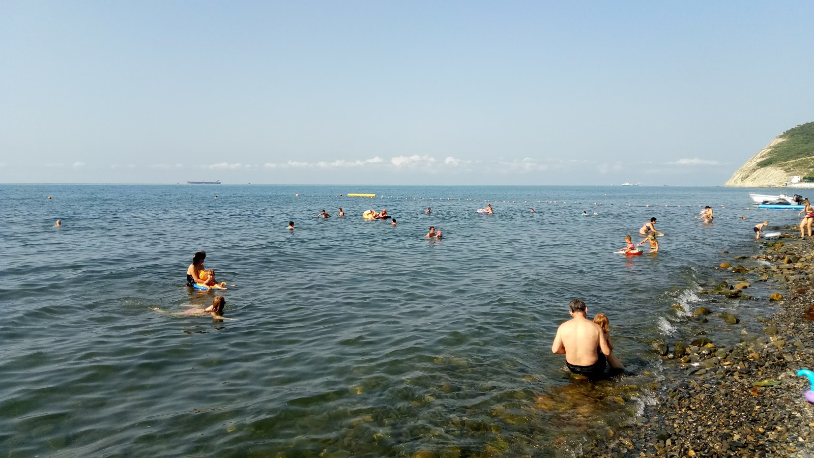 Foto von Uzhnaya Ozereevka befindet sich in natürlicher umgebung