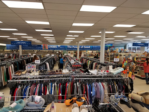Thrift Store «Goodwill Columbus», reviews and photos, 2550 N High St, Columbus, OH 43202, USA