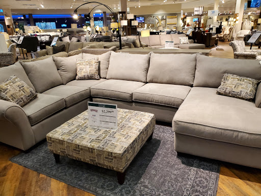 Furniture Store «Steinhafels Furniture», reviews and photos, 9191 South 13th Street, Oak Creek, WI 53154, USA