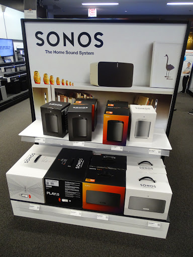 Electronics Store «Best Buy», reviews and photos, 875 N Michigan Ave, Chicago, IL 60611, USA