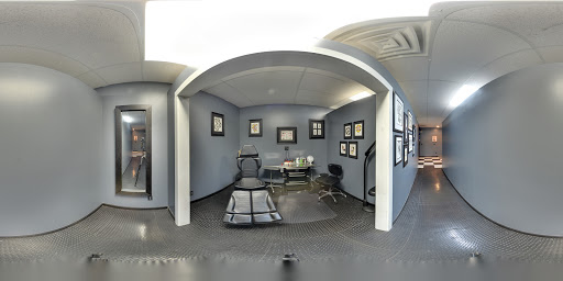 Tattoo Shop «Ink or Swim Tattoo», reviews and photos, 1708 E Lincolnway c, Valparaiso, IN 46383, USA