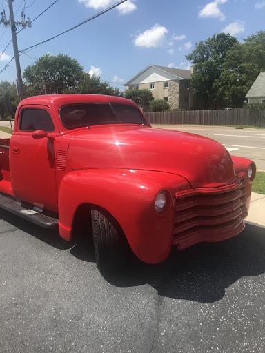 Car Dealer «Auto Villa», reviews and photos, 302 S Lake St, Grayslake, IL 60030, USA