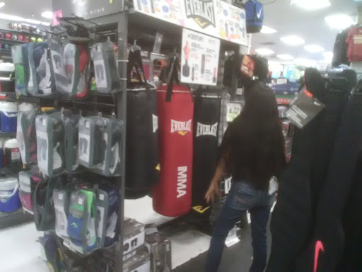 Sporting Goods Store «Big 5 Sporting Goods», reviews and photos, 4902 E Kings Canyon Rd, Fresno, CA 93727, USA