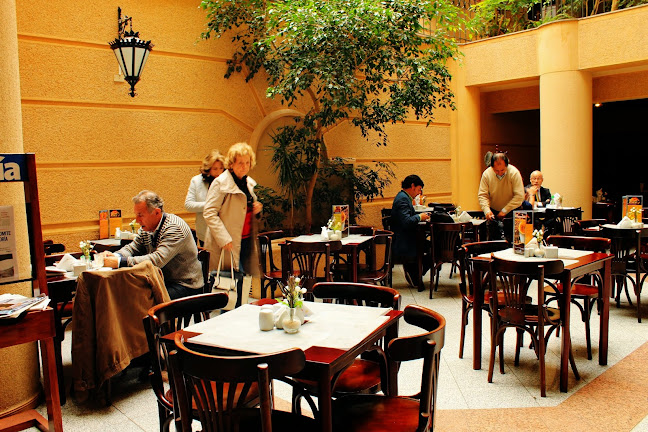 Incontro Cafe Restaurant - La Serena
