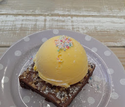 Down The Rabbit Hole / Cafetería & Crepería photo