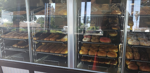 Donut Shop «Yum Yum Donuts», reviews and photos, 6804 De Soto Ave, Canoga Park, CA 91303, USA