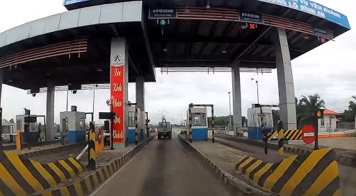 Trạm thu phí Bến Lức