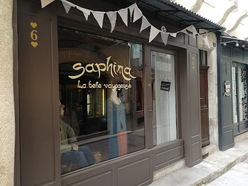Saphira La Belle Voyageuse à Forcalquier