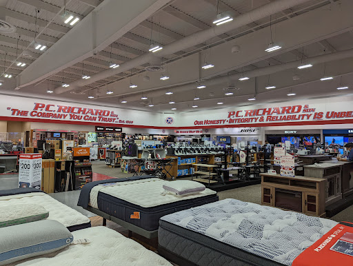 Appliance Store «P.C. Richard & Son», reviews and photos, 701 Sunrise Hwy, Bellmore, NY 11710, USA