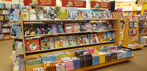 Book Store «Barnes & Noble», reviews and photos, 13719 W Bell Rd, Surprise, AZ 85374, USA