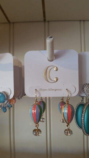 Fashion Accessories Store «Charming Charlie», reviews and photos, 13971 Town Center Blvd #500, Noblesville, IN 46060, USA