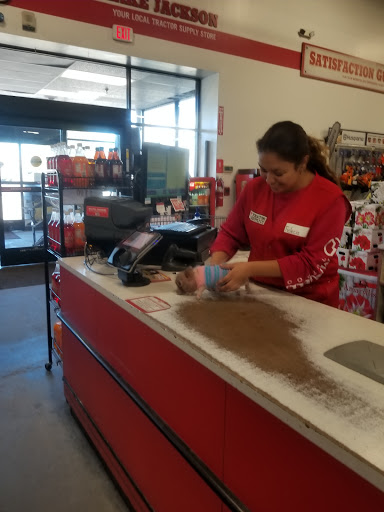 Home Improvement Store «Tractor Supply Co.», reviews and photos, 1407 Interstate 45 N, Conroe, TX 77304, USA
