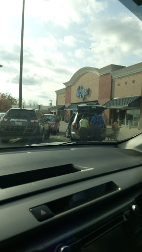 Grocery Store «Kroger», reviews and photos, 845 Nashville Hwy, Columbia, TN 38401, USA