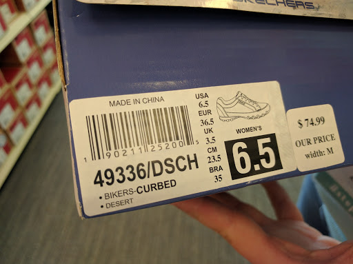 Shoe Store «Famous Footwear», reviews and photos, 4340 N Leavitt Rd, Lorain, OH 44053, USA