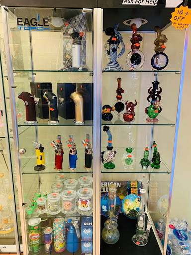 Tobacco Shop «Vape N Tobacco», reviews and photos, 58 East St, Plainville, CT 06062, USA