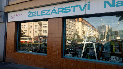 Hardware store on Podbabská