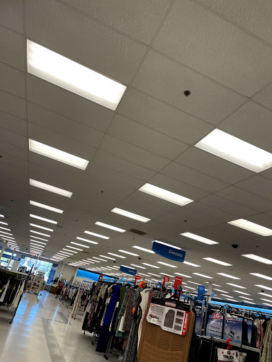 Clothing Store «Ross Dress for Less», reviews and photos, 958 W Street Rd, Warminster, PA 18974, USA