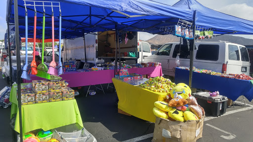 Drive-in Movie Theater «Rubidoux Drive-In Theatre and Swap Meet», reviews and photos, 3770 Opal St, Riverside, CA 92509, USA