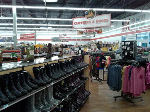 Home Improvement Store «Tractor Supply Co.», reviews and photos, 2619 US-1, Mims, FL 32754, USA
