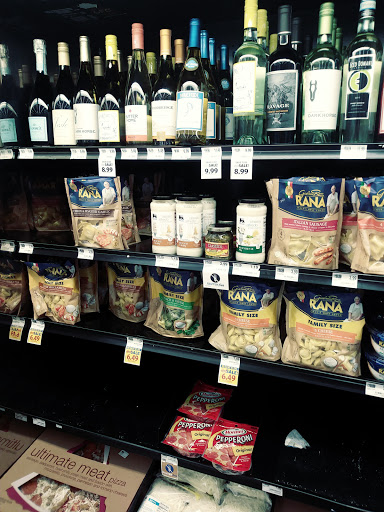 Grocery Store «Food Lion», reviews and photos, 250 W Mills St Unit 5, Columbus, NC 28722, USA