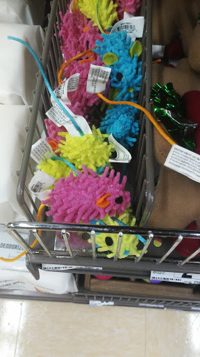 Pet Supply Store «Petco Animal Supplies», reviews and photos, 8404 Eager Rd b, Brentwood, MO 63144, USA