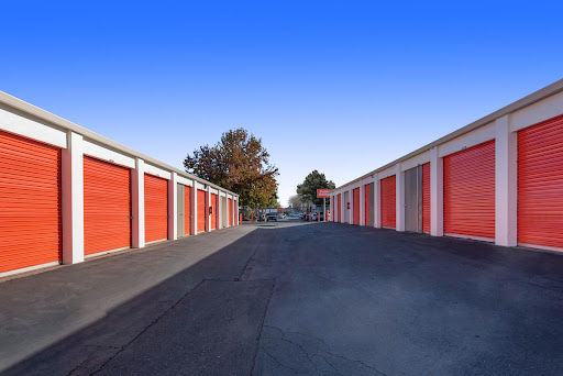 Self-Storage Facility «Public Storage», reviews and photos, 1829 Webster St, Alameda, CA 94501, USA