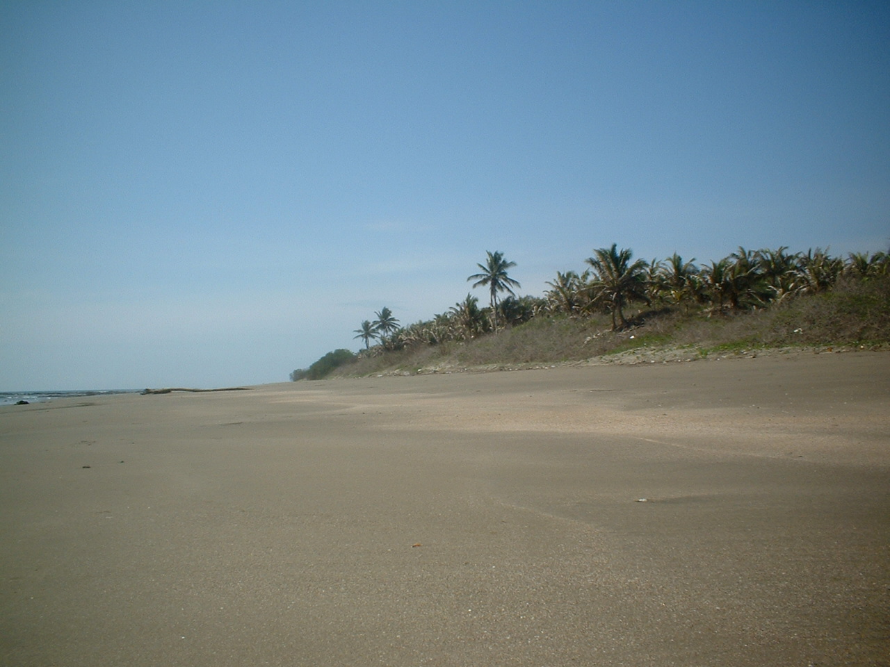 Photo of Bajaderos Beach II located in natural area