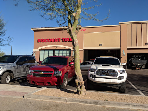Tire Shop «Discount Tire Store - Queen Creek, AZ», reviews and photos, 21505 S Ellsworth Loop, Queen Creek, AZ 85142, USA