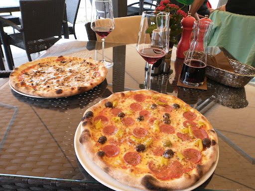 Cafe Pizzeria Capricorno en Mittelberg