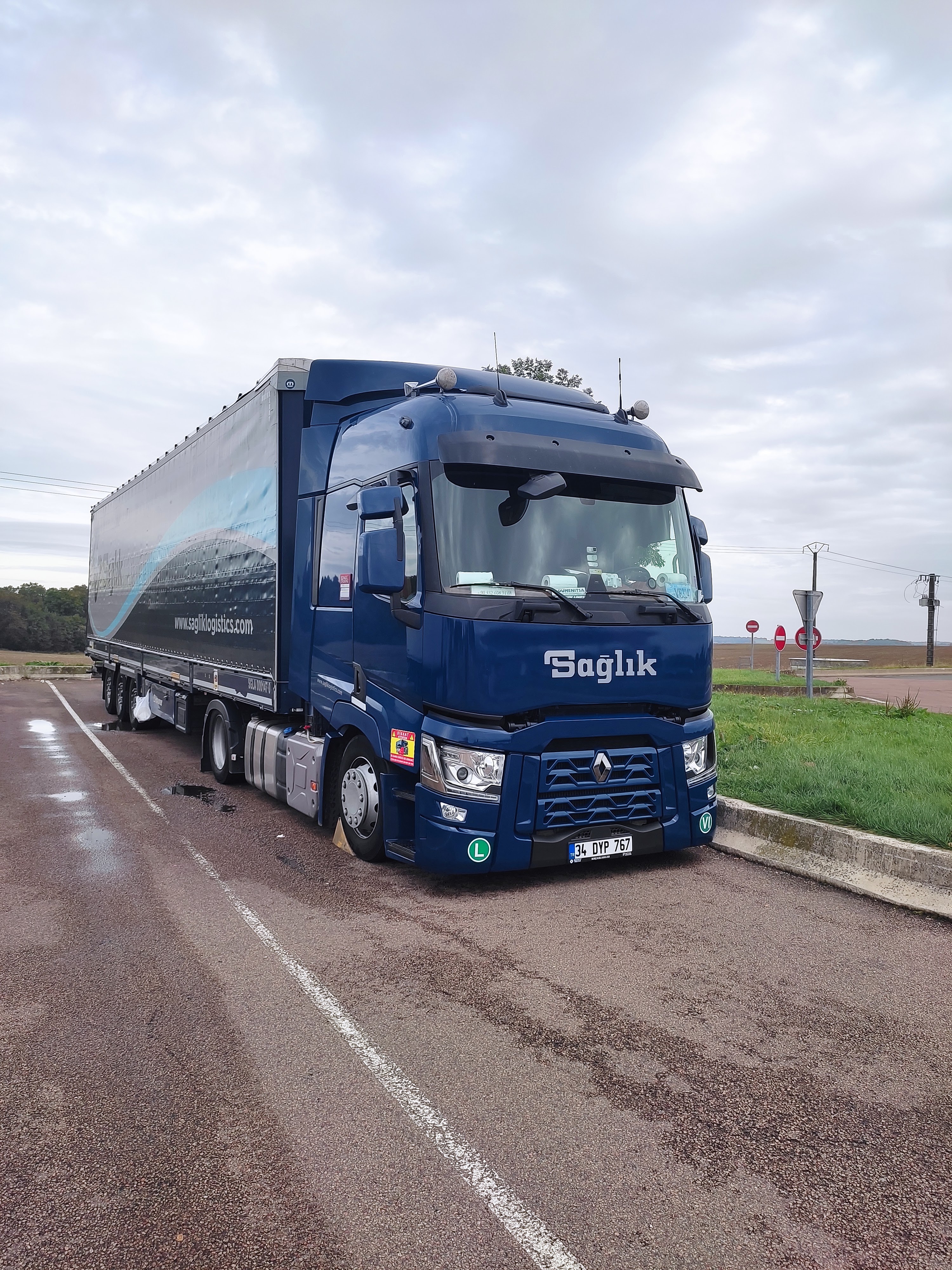 Photo n° 1 de l'avis de Weyis.e fait le 13/10/2023 à 16:37