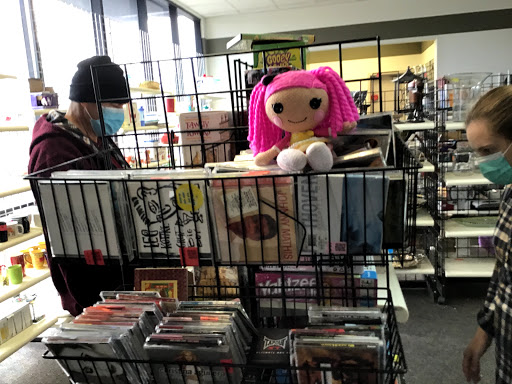 Thrift Store «Angel View Resale Store - Bermuda Dunes», reviews and photos, 77898 Country Club Dr # 91, Palm Desert, CA 92211, USA