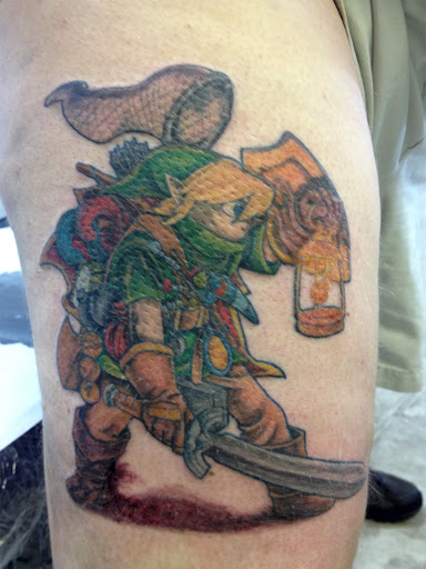 Tattoo Shop «Aardvark Tattoo Company», reviews and photos, 14804 SE Powell Blvd, Portland, OR 97236, USA