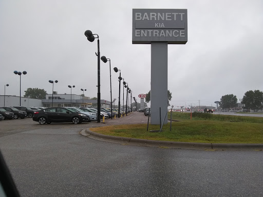 Kia Dealer «Barnett Kia», reviews and photos, 3610 Hwy 61 N, White Bear Lake, MN 55110, USA