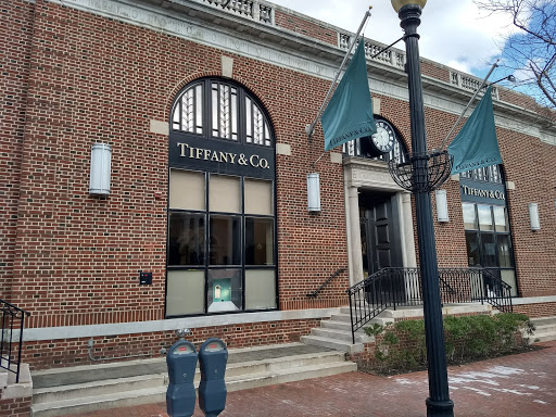 Tiffany & Co., 105 Broad St, Red Bank, NJ 07701, USA, 