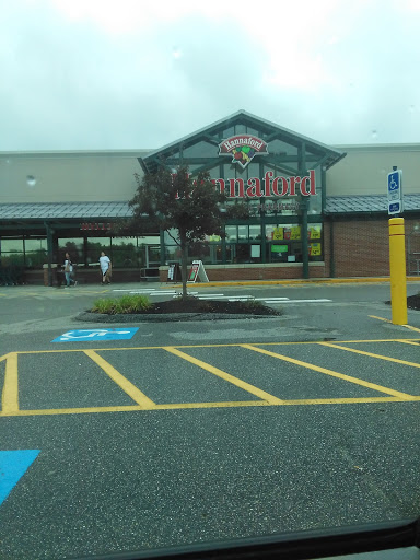 Grocery Store «Hannaford Supermarket», reviews and photos, 24 Portland Rd, Buxton, ME 04093, USA