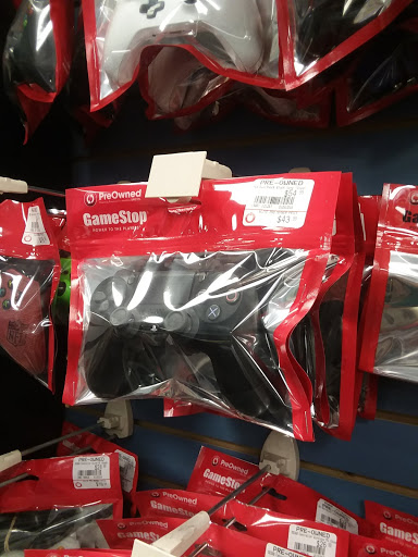 Video Game Store «GameStop», reviews and photos, 1169 Saxon Blvd, Orange City, FL 32763, USA