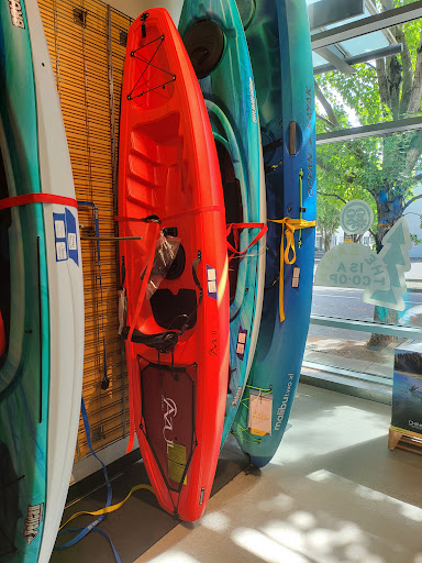 Camping Store «REI», reviews and photos, 1405 NW Johnson St, Portland, OR 97209, USA