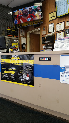 Auto Repair Shop «Tuffy Tire & Auto Services Center Flint», reviews and photos, 3045 Miller Rd, Flint, MI 48507, USA