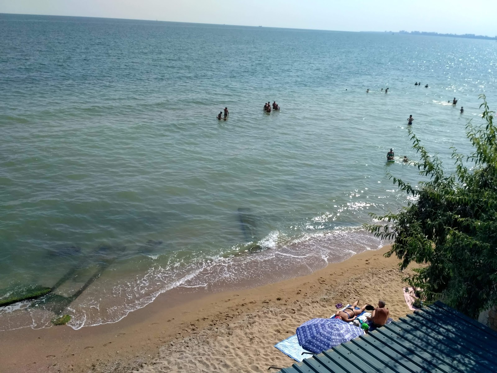 Photo de Litniy Budynok avec plage sans baie