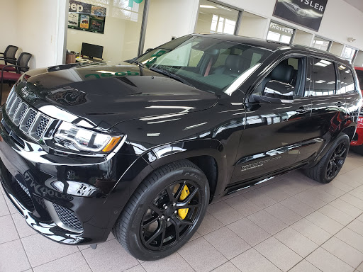 Car Dealer «Elmwood Chrysler Dodge Jeep Ram», reviews and photos, 625 Taunton Ave, East Providence, RI 02914, USA