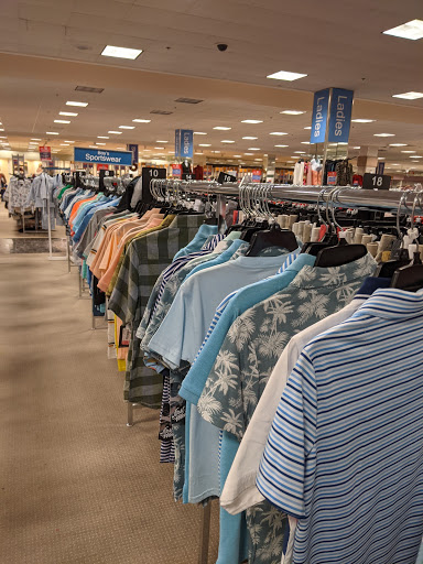 Shopping Mall «North Shore Square Mall», reviews and photos, 150 Northshore Blvd, Slidell, LA 70460, USA