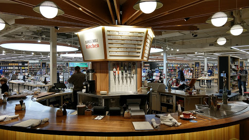 Book Store «Barnes & Noble», reviews and photos, 3230 Galleria, Edina, MN 55435, USA