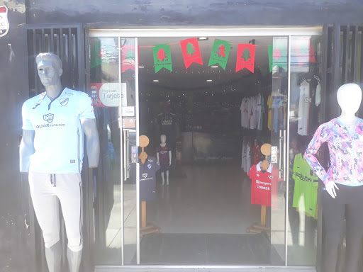 Stores to buy women's sweatshirts Cochabamba