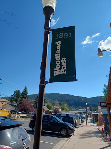 Donut Shop «Donut Mill», reviews and photos, 310 E Midland Ave, Woodland Park, CO 80863, USA