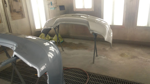 Auto Body Shop «Service King Collision Repair of Rochester», reviews and photos, 1024 W Ridge Rd, Rochester, NY 14615, USA